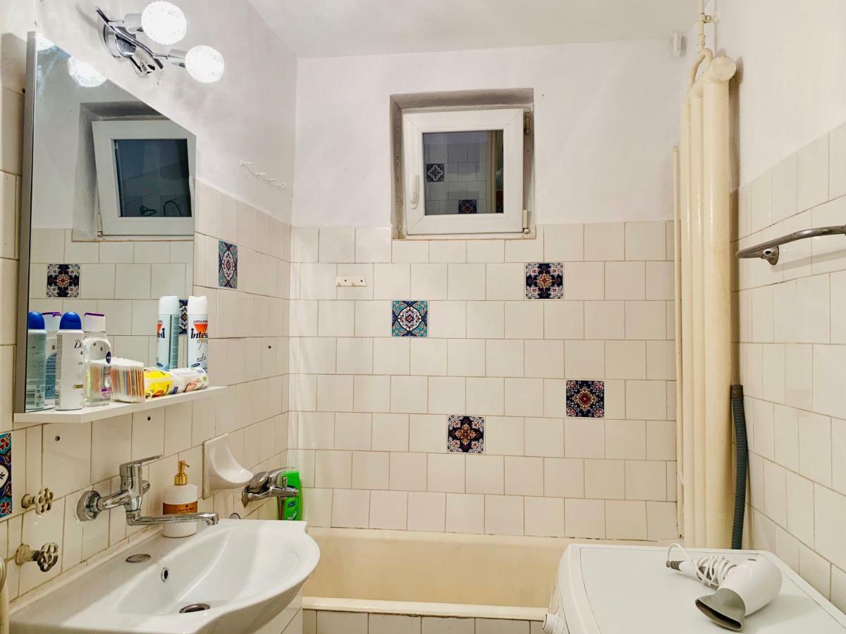 Ultracentral Apartment With All You Need: Wifi, Tv, Ac, Washer, Coffe Temešvár Exteriér fotografie